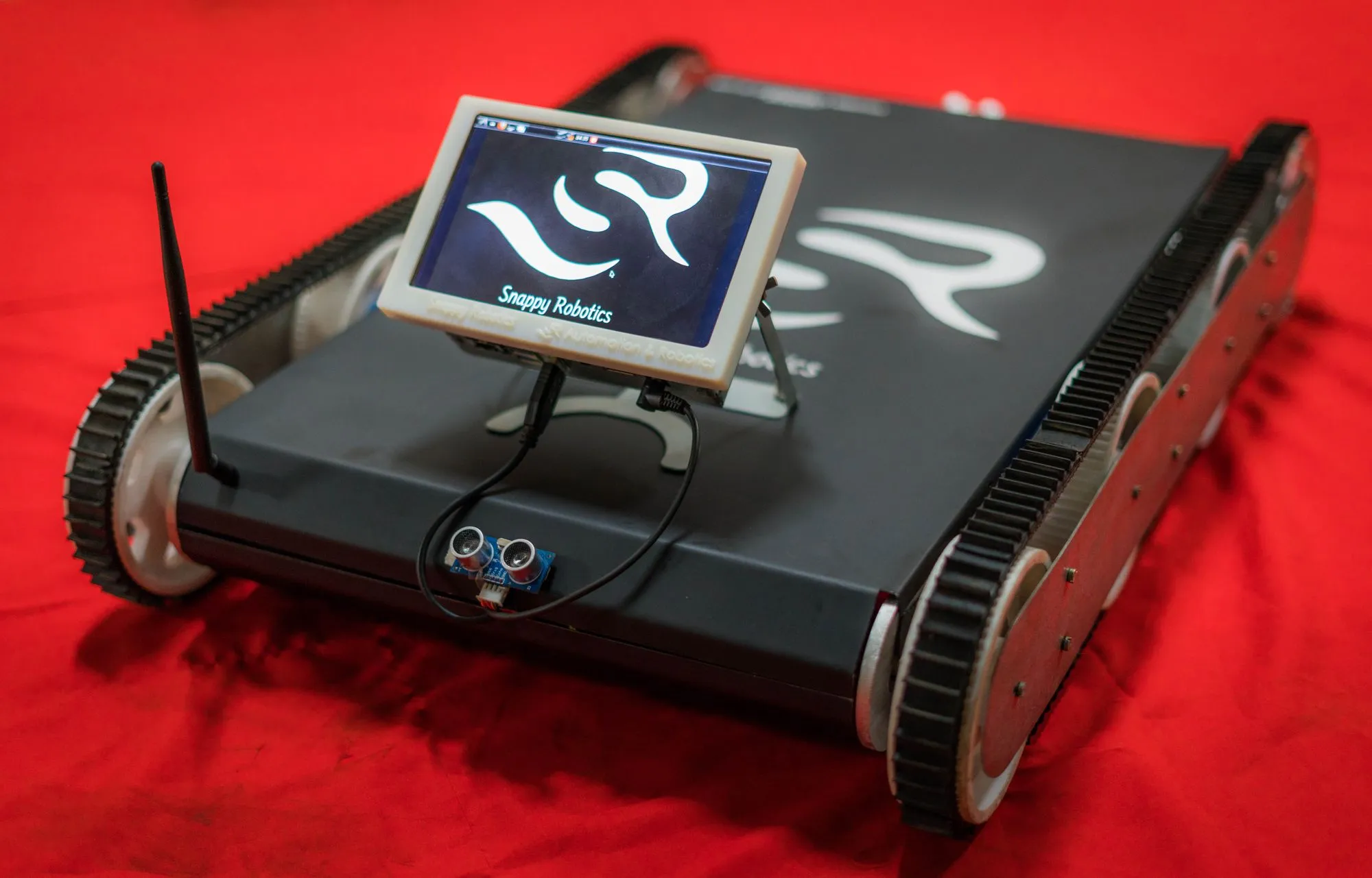 Warehouse robot — drive assembly
