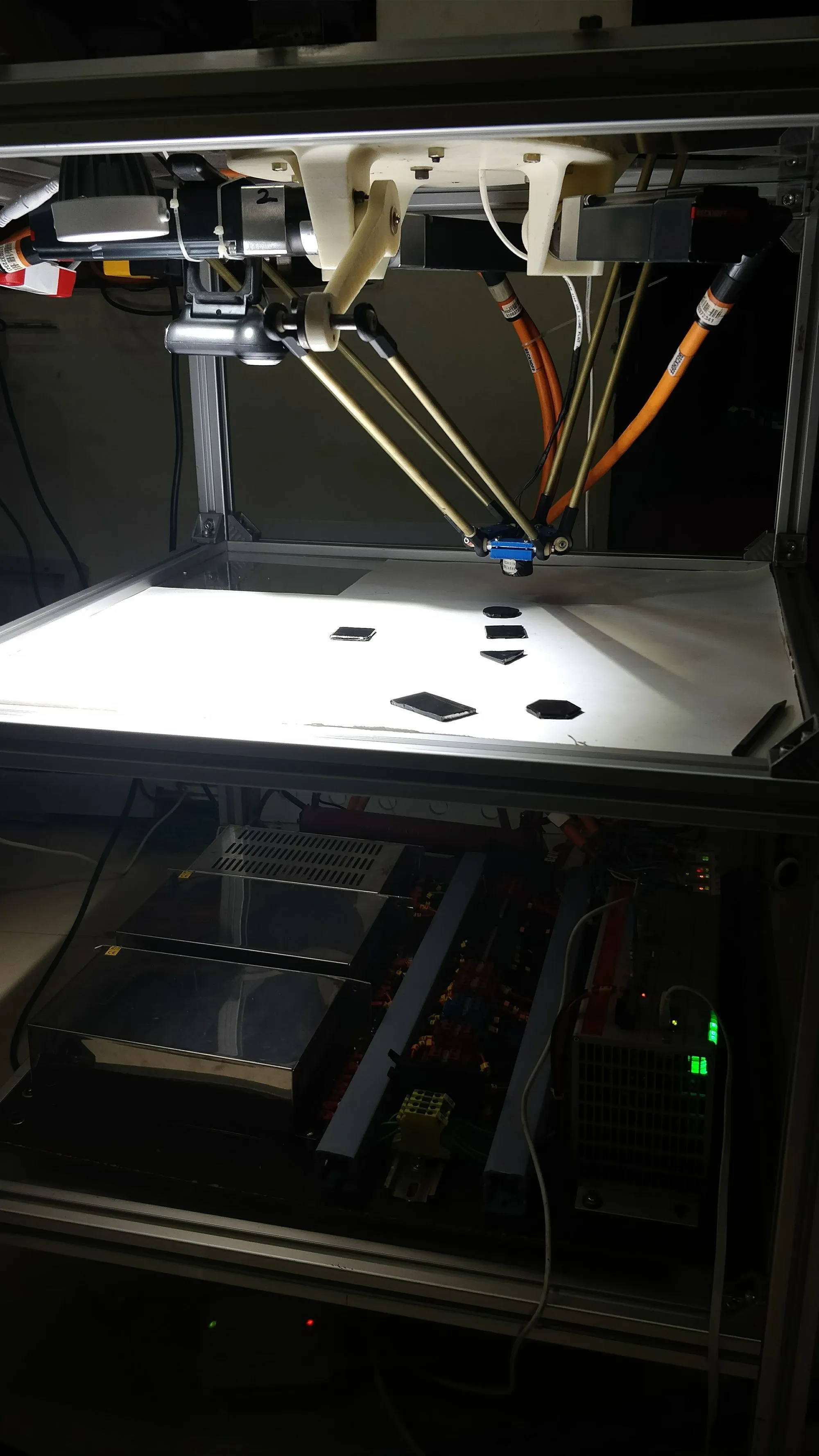 Delta robot assembly — view 6