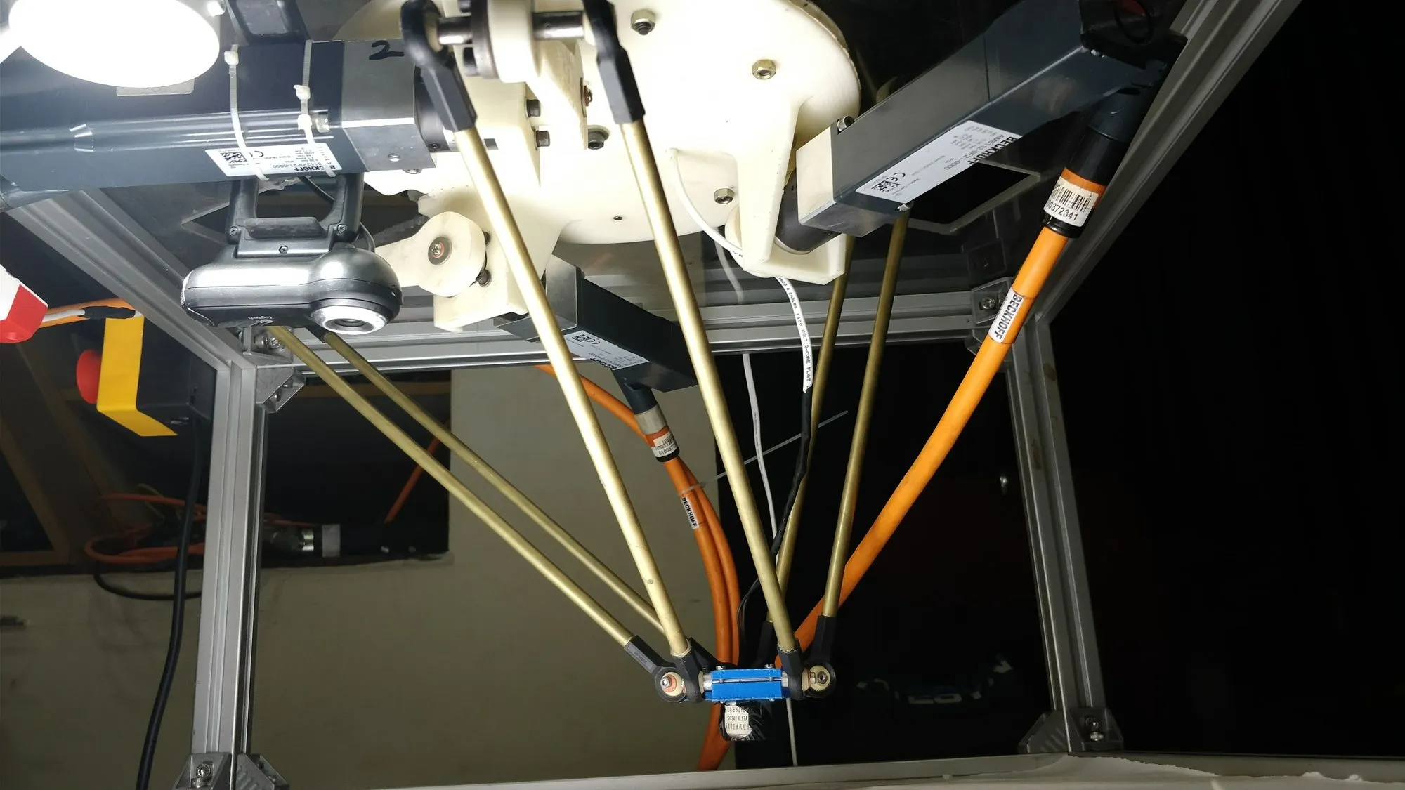 Delta robot assembly — view 3